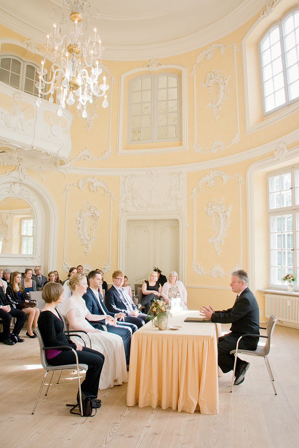 Hochzeit im Prinzenhaus Plön - Mädchen aufm Dach | Fenja Hardel